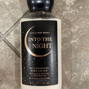 Bath & Body Works Into the Night Body Lotion - Black